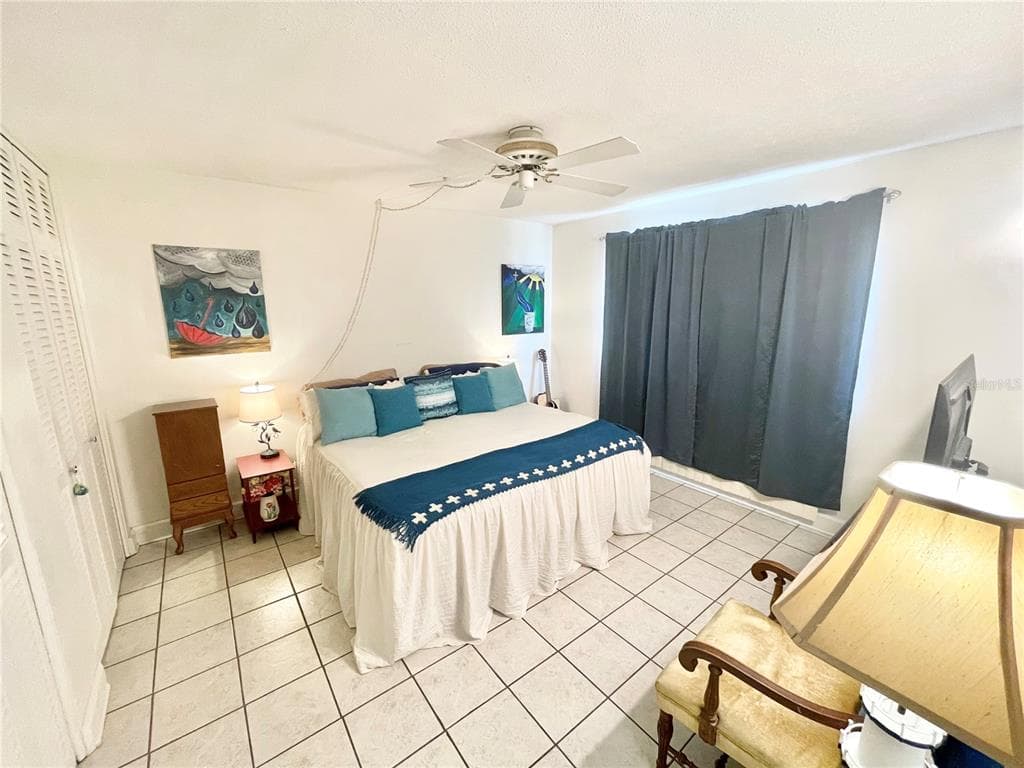 1600 W LAKE PARKER DRIVE B4 photo 12