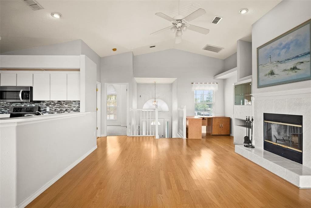 4263 TAHITI DRIVE photo 13