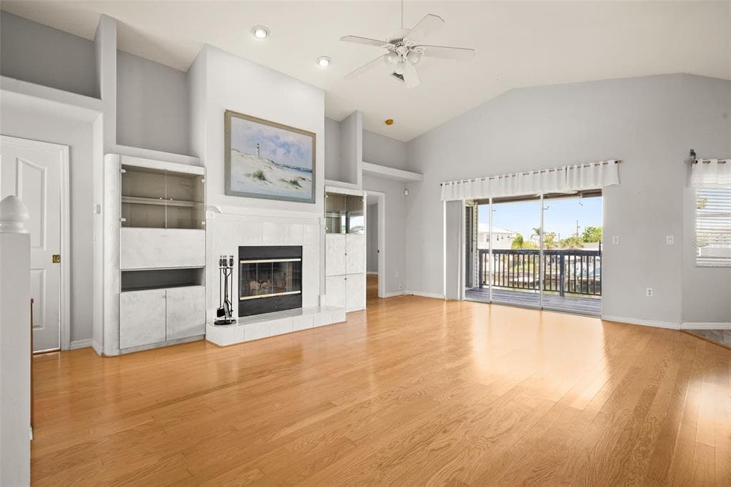 4263 TAHITI DRIVE photo 9