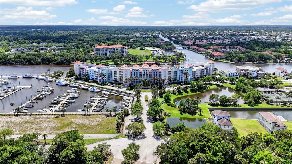 102 YACHT HARBOR DRIVE 378 photo 10