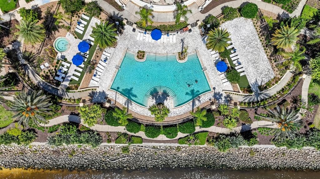 102 YACHT HARBOR DRIVE 378 photo 4