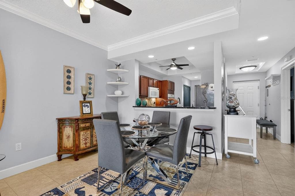 102 YACHT HARBOR DRIVE 378 photo 21