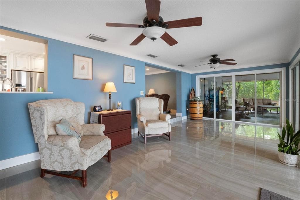 250 BRIGHAM ROAD NW photo 12