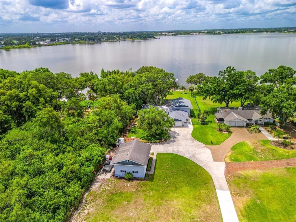 250 BRIGHAM ROAD NW 3
