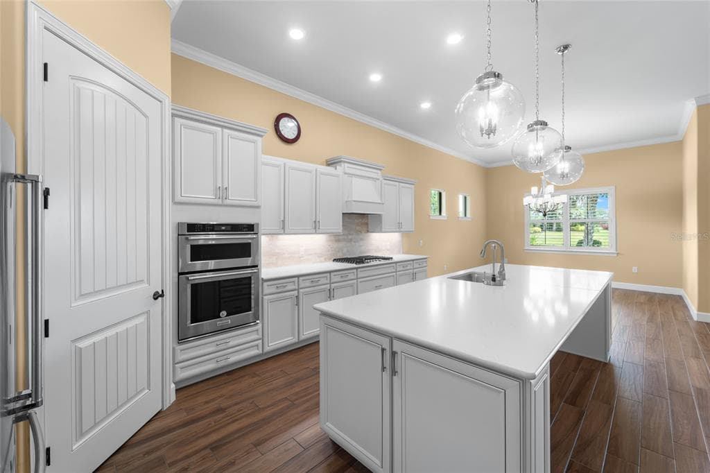 5700 SWEET LEAF WAY photo 6