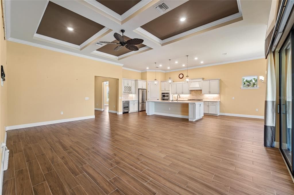 5700 SWEET LEAF WAY photo 8