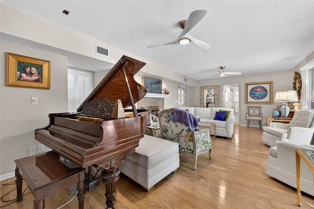 1209 N HALIFAX AVENUE photo 11