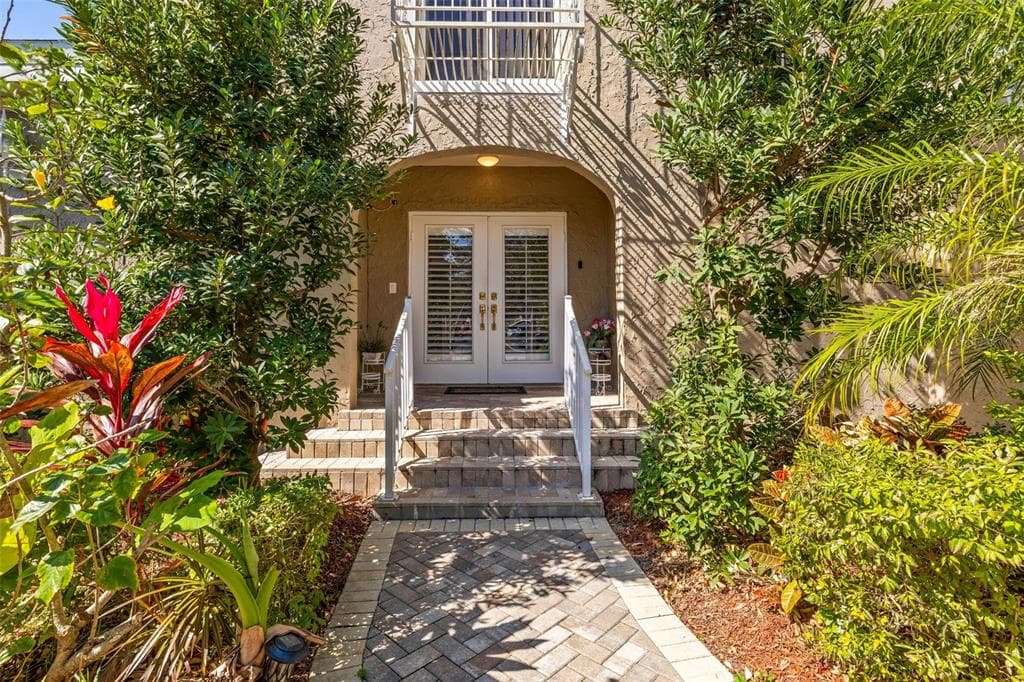 7425 TERRACE RIVER DRIVE photo 4