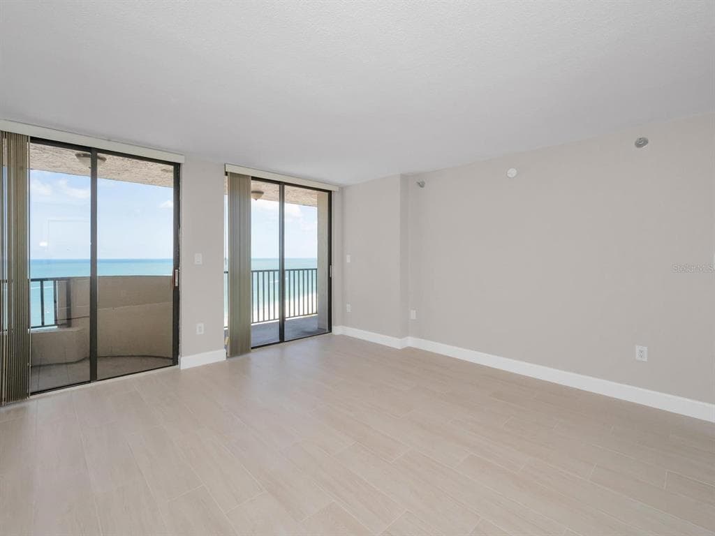 1290 GULF BOULEVARD 2003 photo 22