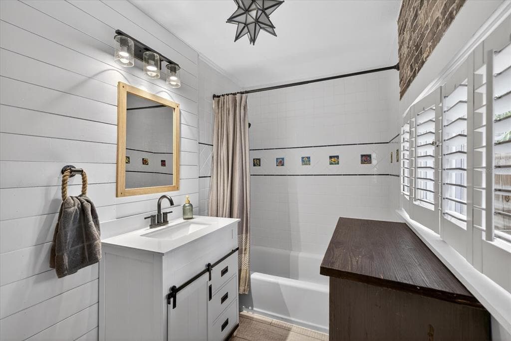 6202 RIVER ROAD photo 24