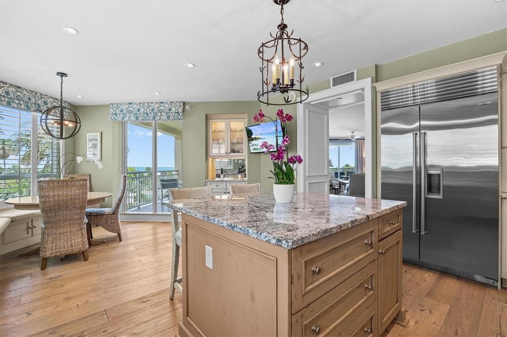 1170 GULF BOULEVARD 201 photo 25