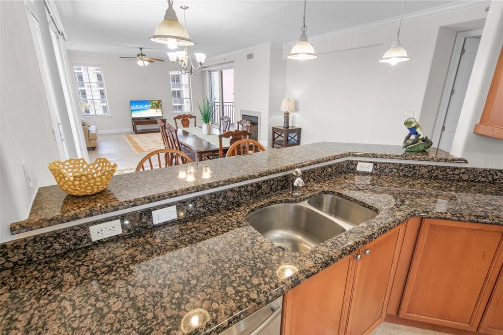2515 S ATLANTIC AVENUE 301 photo 20