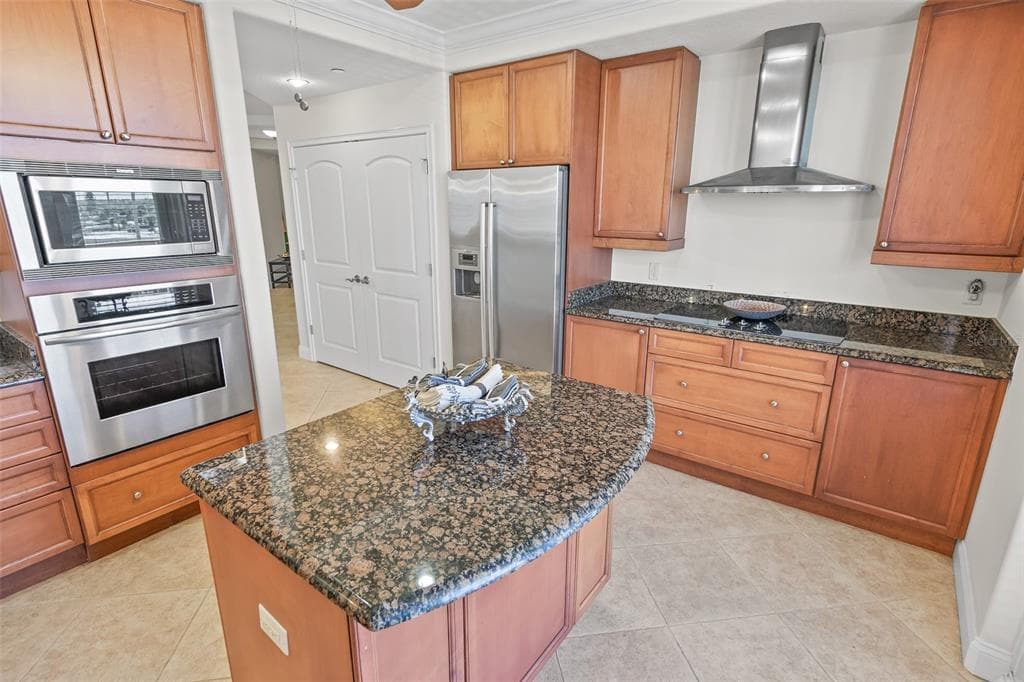 2515 S ATLANTIC AVENUE 301 photo 19