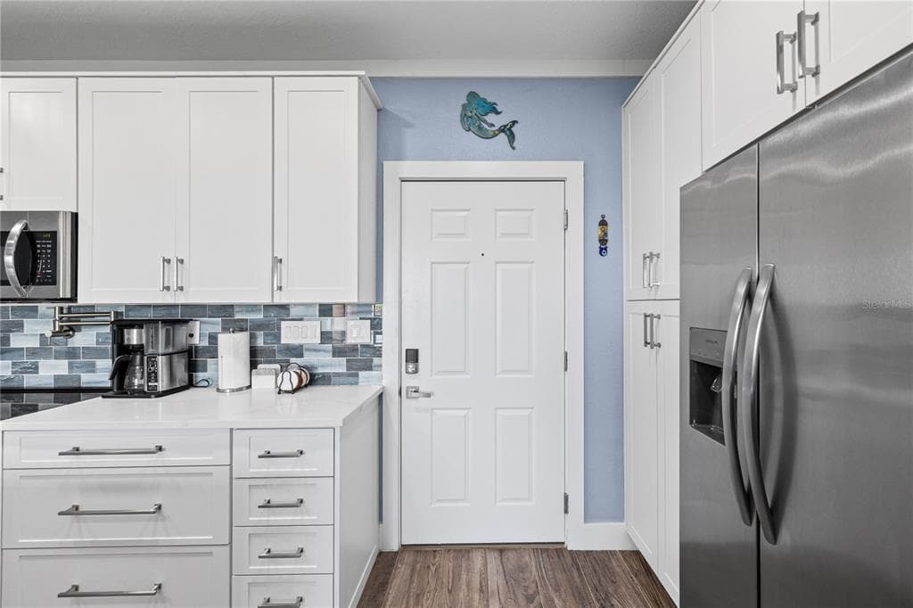 5000 CULBREATH KEY WAY 9-216 photo 9