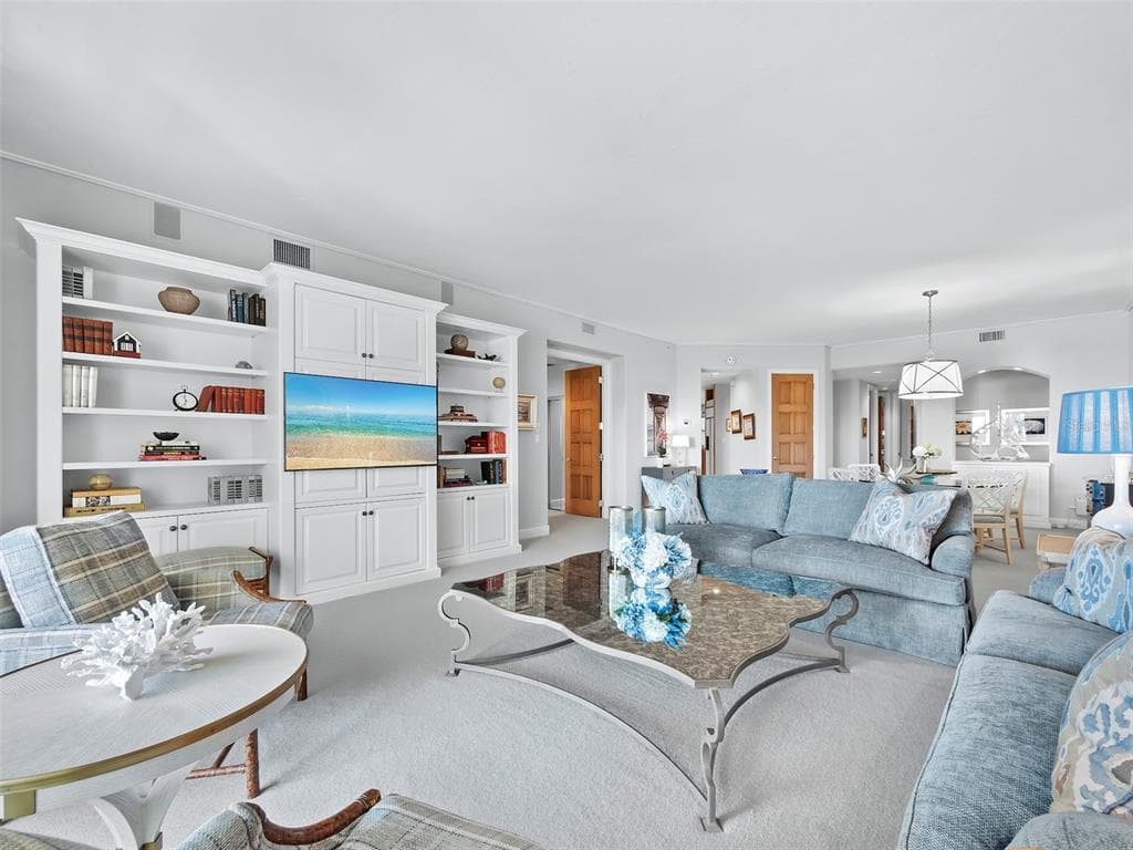 2185 GULF OF MEXICO DRIVE 212 photo 8