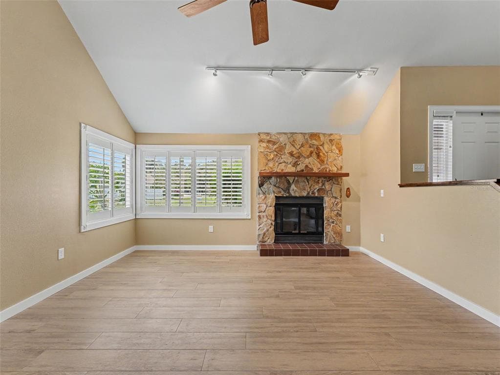 8720 BETTY STREET photo 15