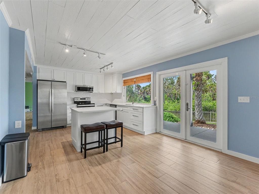 8720 BETTY STREET photo 21