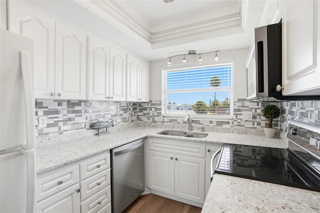 6363 GULF WINDS DRIVE 328 photo 19