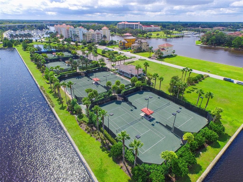200 OCEAN CREST DRIVE 642 photo 21