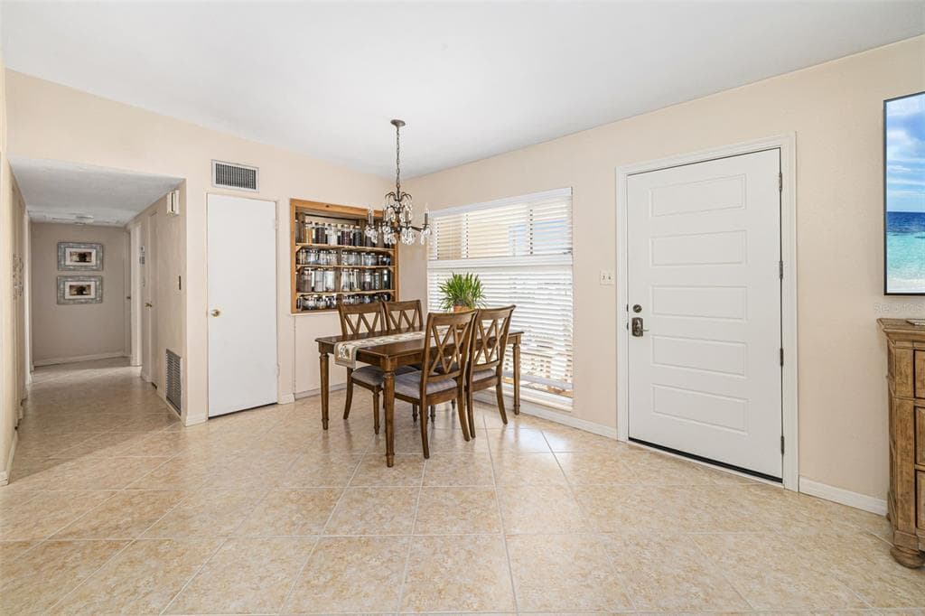 302 BRYN MAWR ISLAND photo 5