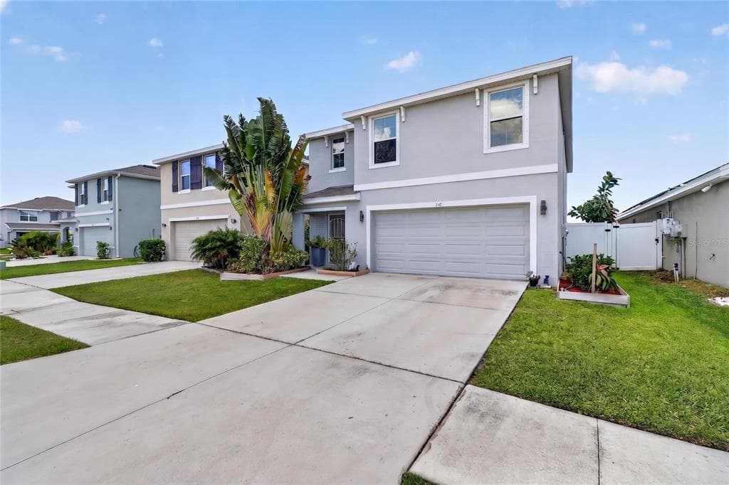 440 OLIVE CONCH STREET photo 2