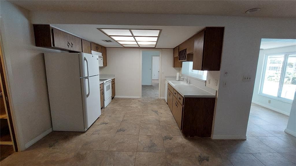 2168 EGRET DRIVE photo 19