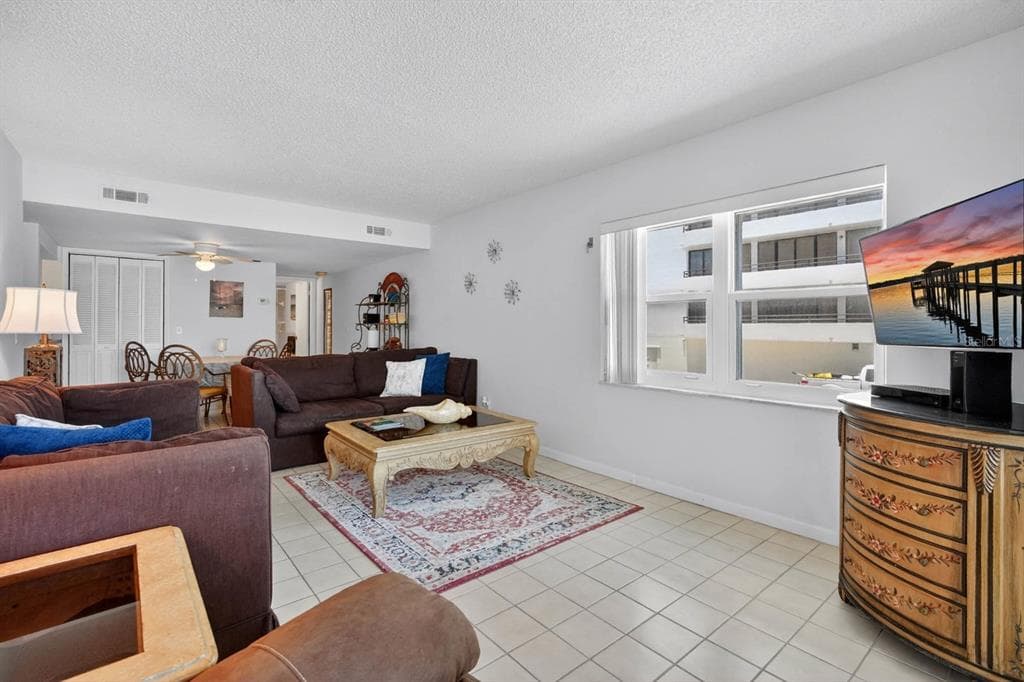 3747 S ATLANTIC AVENUE 2020 photo 10