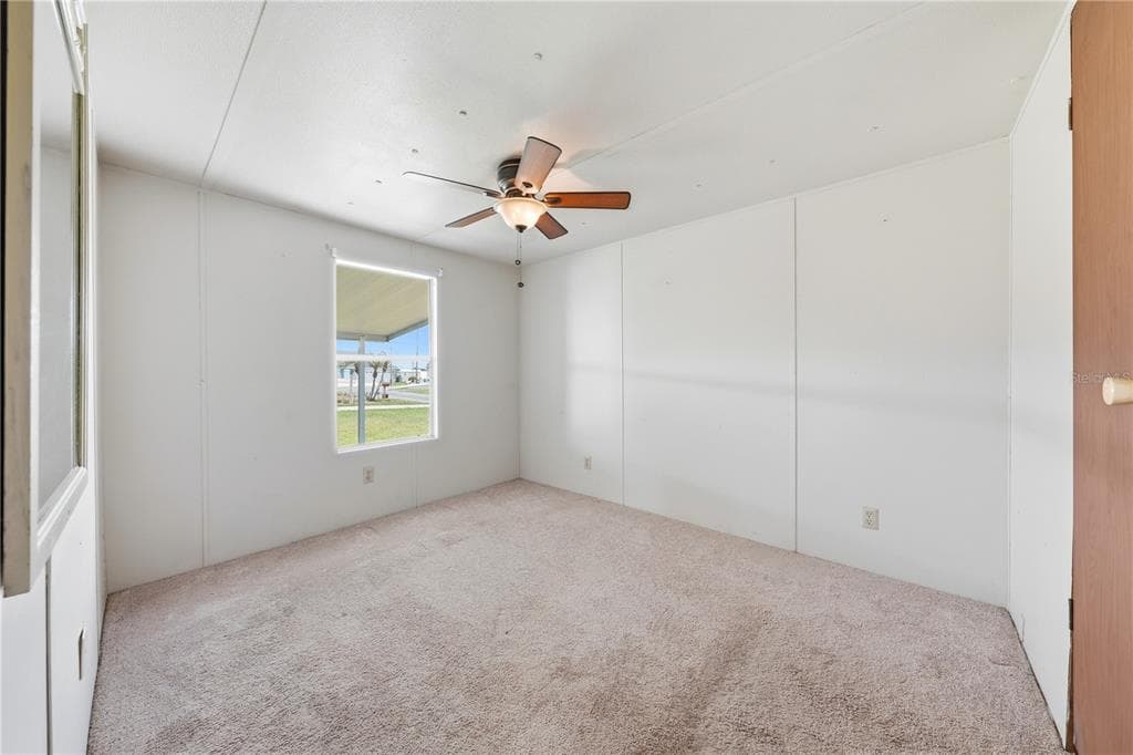 30107 GREEN BAY DRIVE photo 9