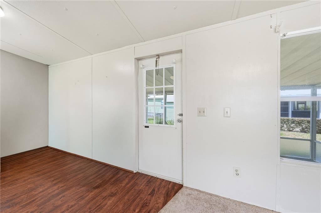 30107 GREEN BAY DRIVE photo 24