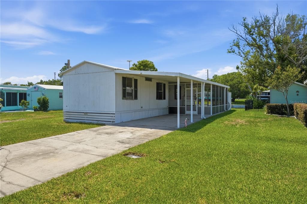 30107 GREEN BAY DRIVE photo 21