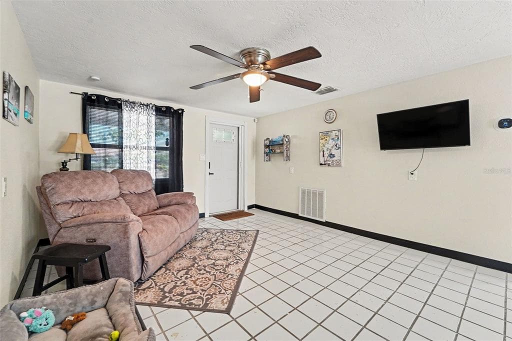 13714 ALLYN DRIVE photo 6