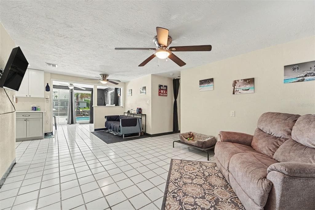 13714 ALLYN DRIVE photo 5