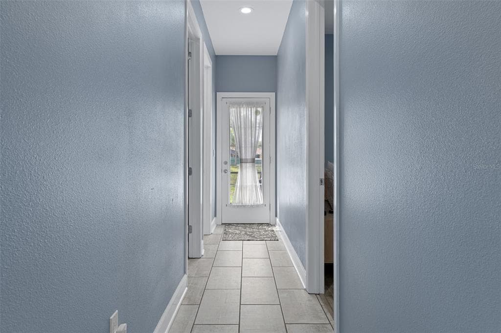 5050 FREEPORT DRIVE photo 24