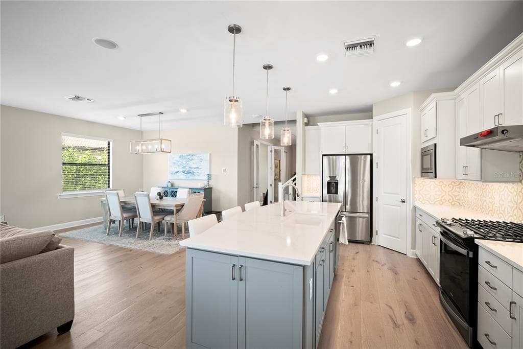 12537 AQUA RESERVE COURT photo 3