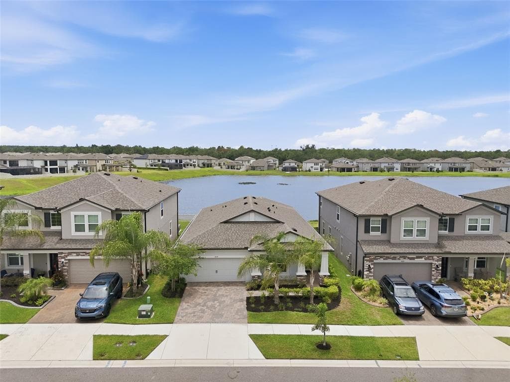5059 BROMELIAD AVENUE photo 7