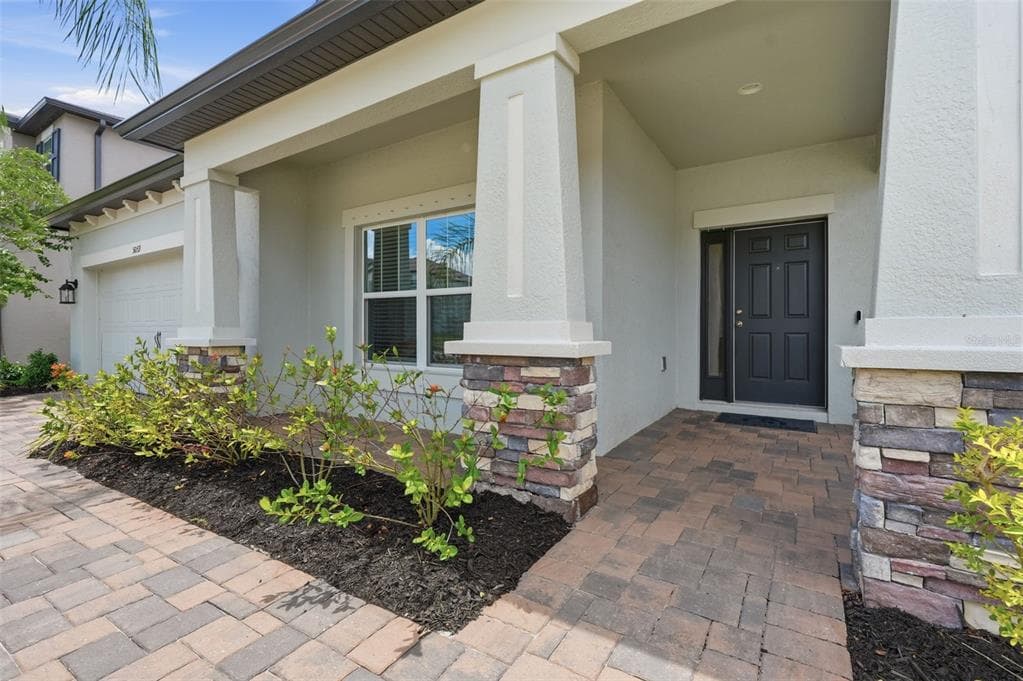 5059 BROMELIAD AVENUE photo 10