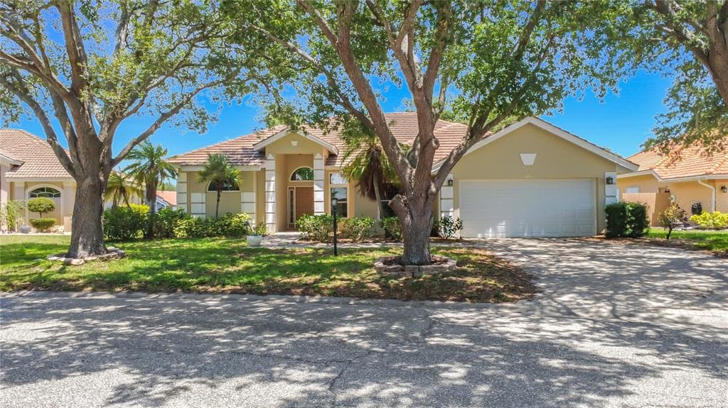 1216 WHITNEY DRIVE photo 4