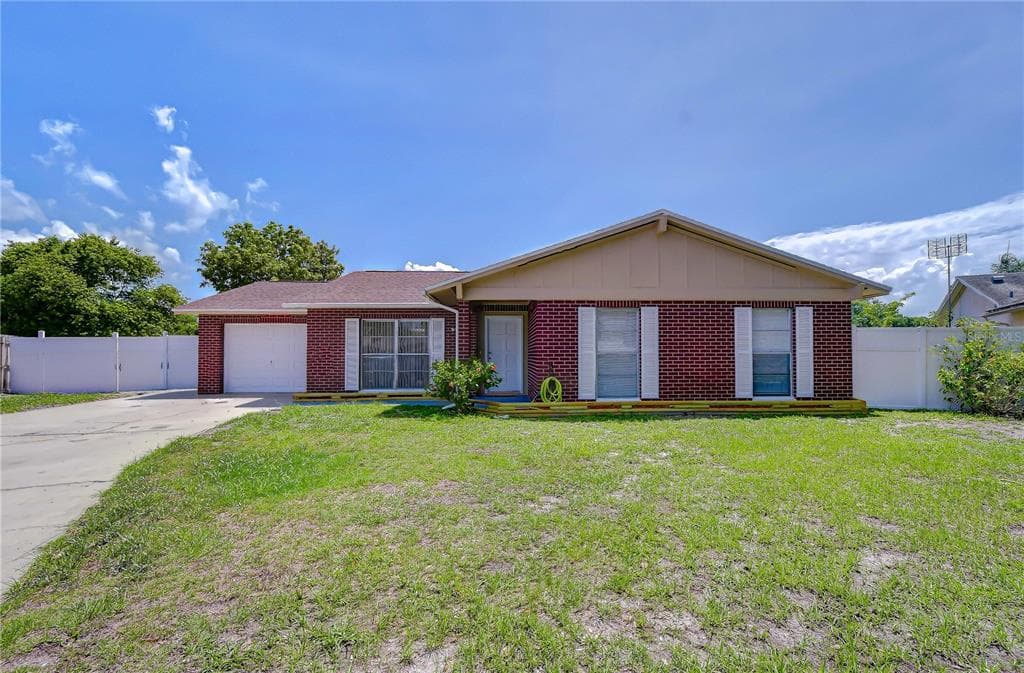 7214 NIA LANE photo 1