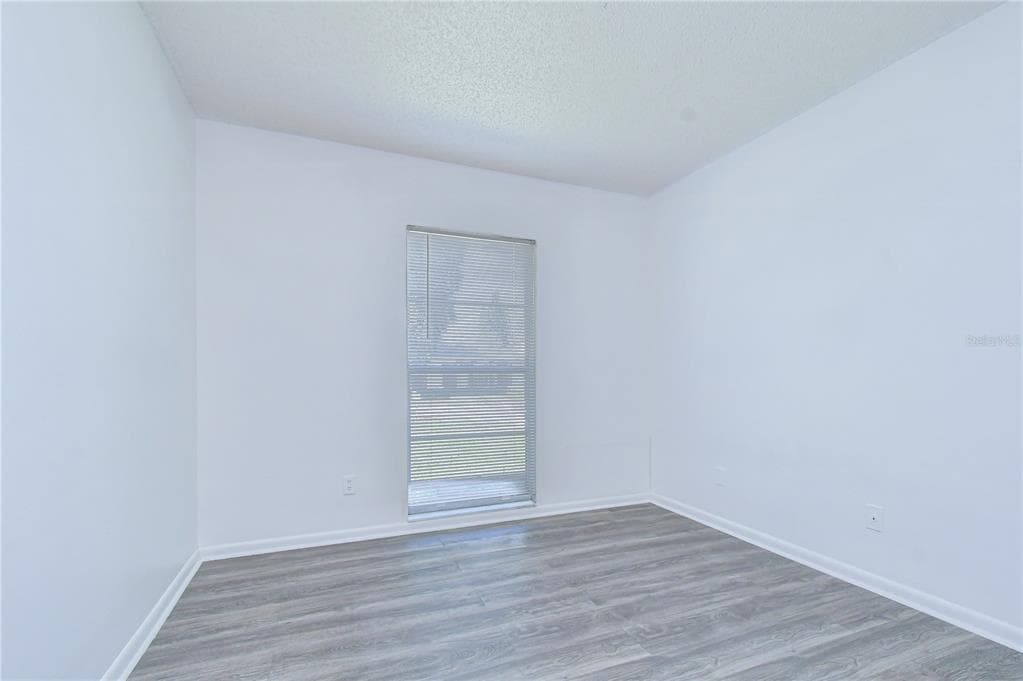 7214 NIA LANE photo 14