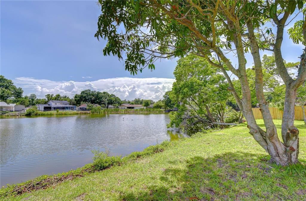 7214 NIA LANE photo 18