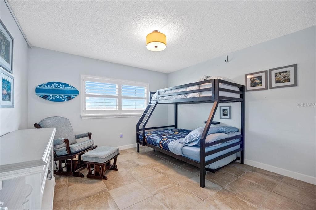 19450 GULF BOULEVARD 705 photo 16