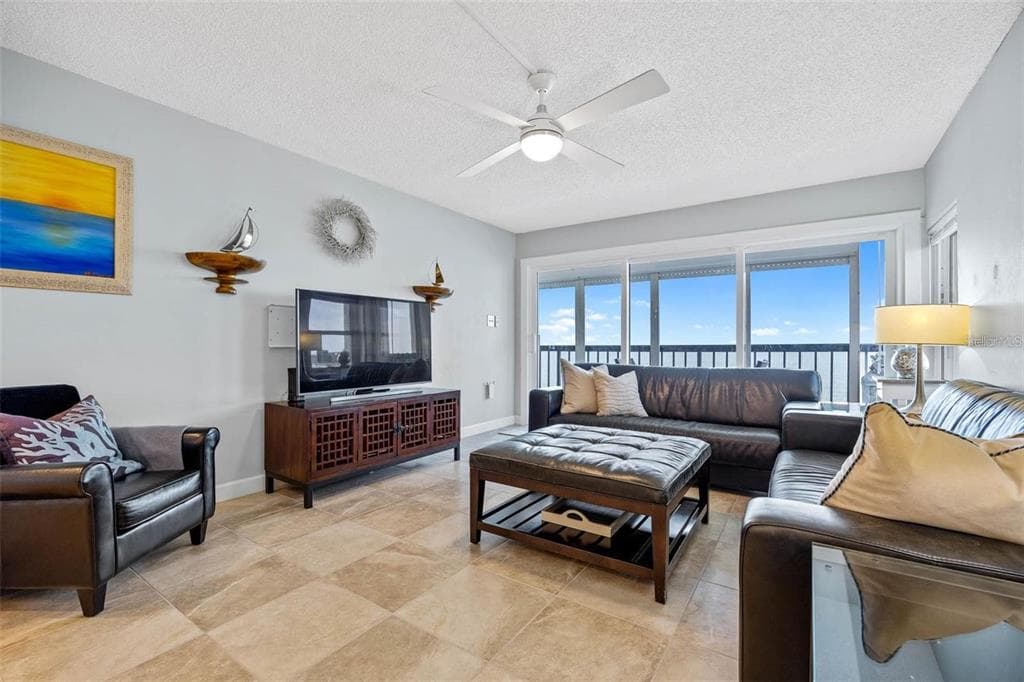 19450 GULF BOULEVARD 705 photo 19