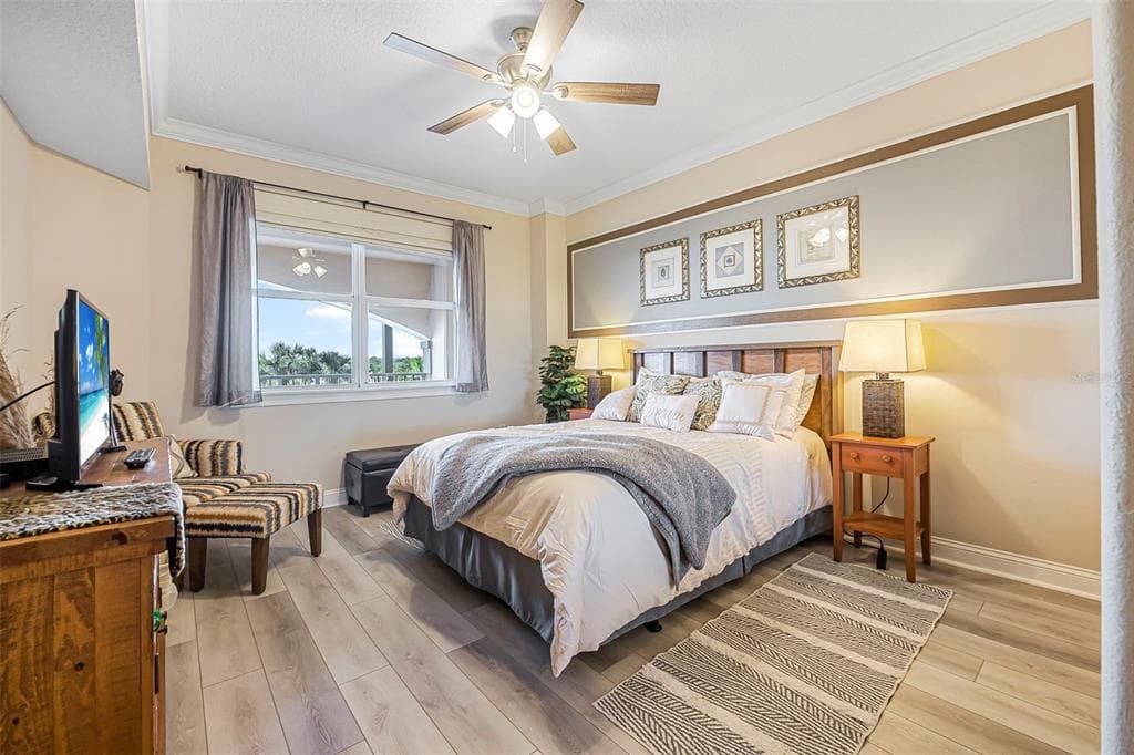 60 SURFVIEW DRIVE 208 photo 6
