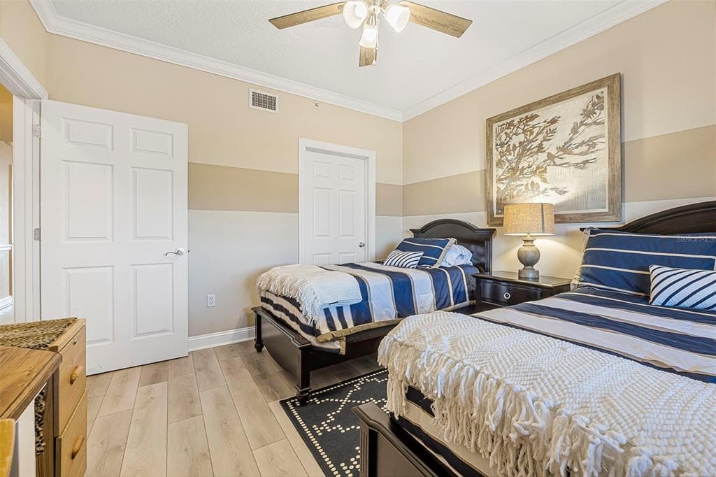 60 SURFVIEW DRIVE 208 photo 7