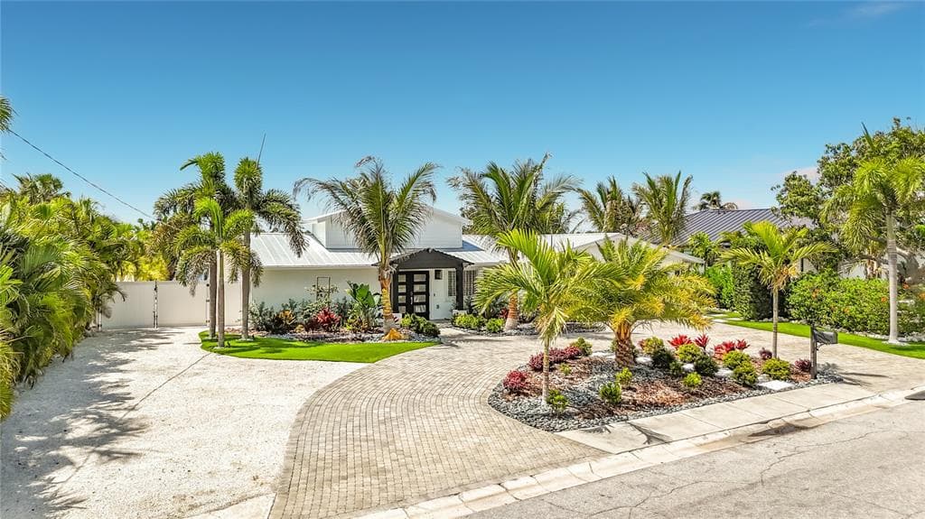 605 KEY ROYALE DRIVE photo 5