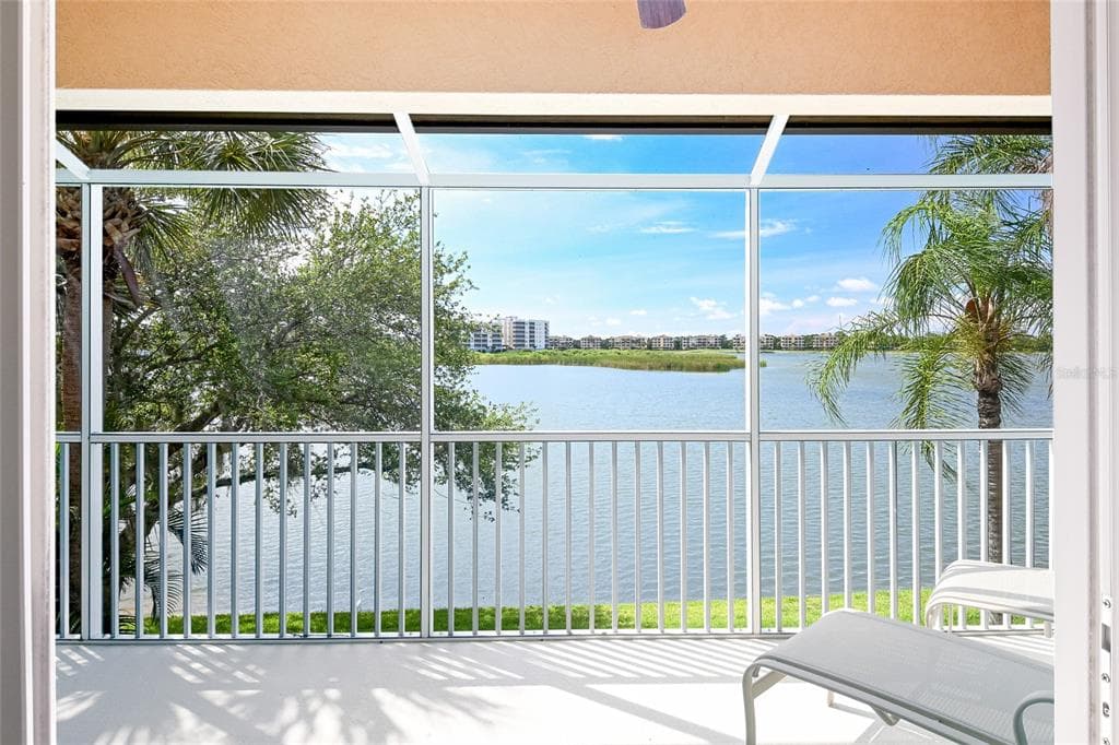 6435 MOORINGS POINT CIRCLE 201 photo 7