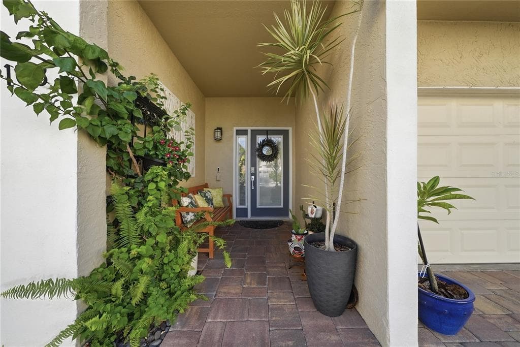 1109 PINELLAS BAYWAY S #103 2