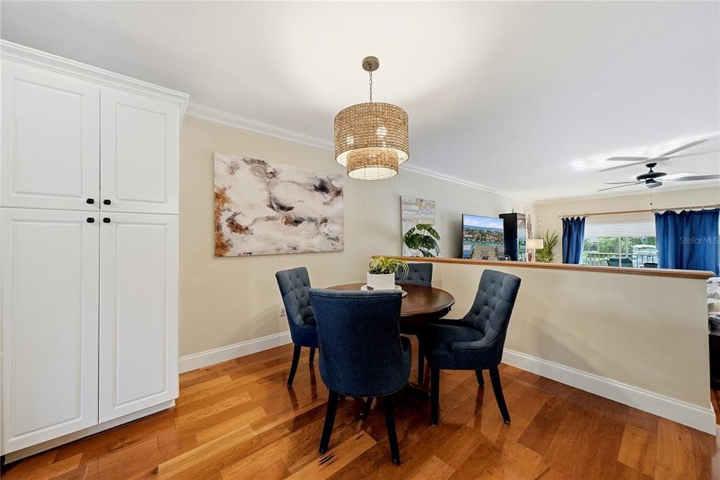 1109 PINELLAS BAYWAY S 103 photo 11