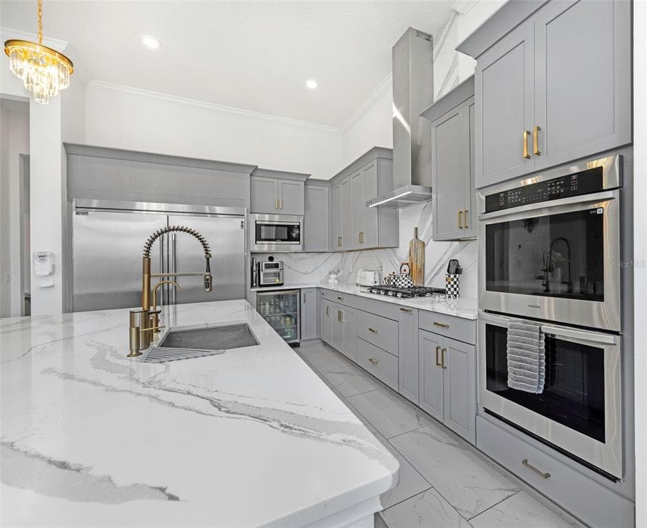 1016 SIGNET LOOP photo 17