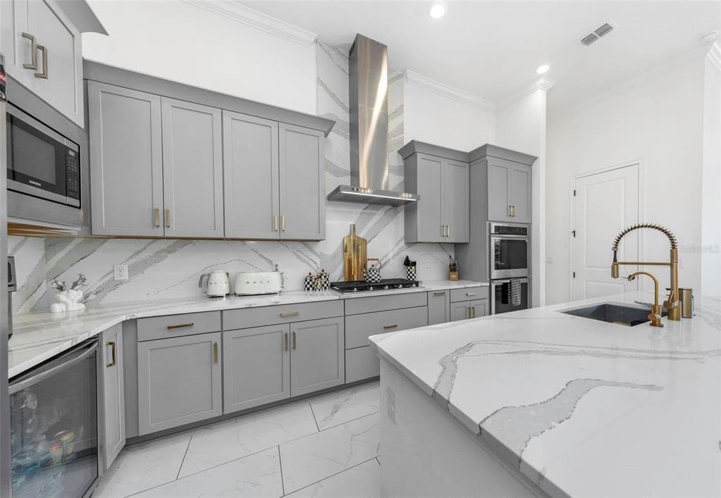 1016 SIGNET LOOP photo 16
